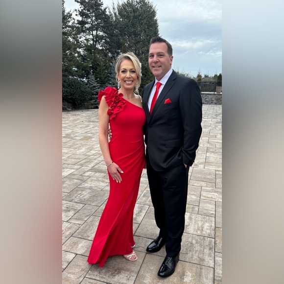 Escape Evenings - Ruffle One-Shouder Scuba. Crepe Gown - Picture 6 of 6